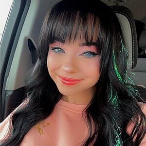 Meet your Posher, Kelsey